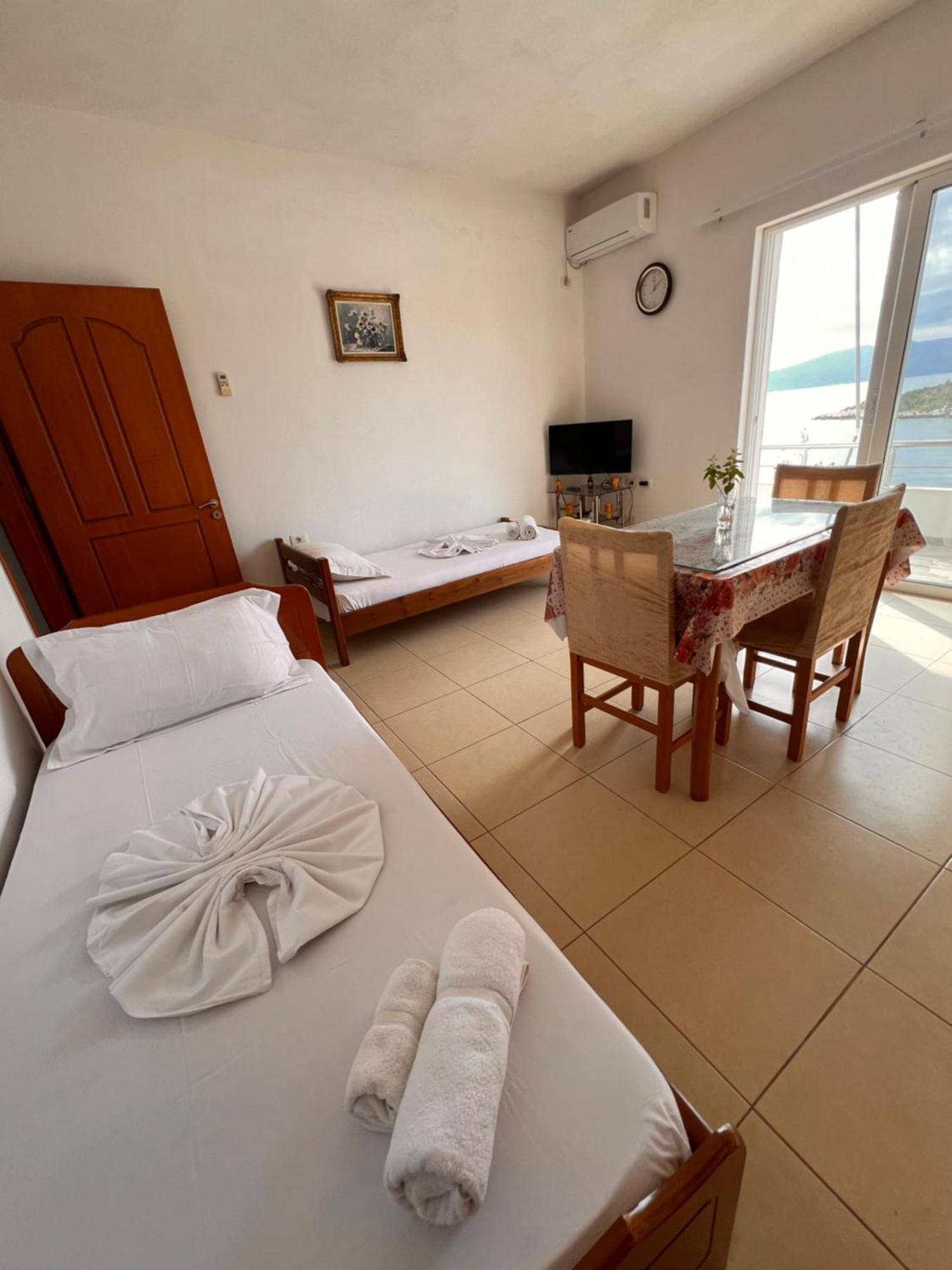 Majki Beach Apartments Sarandë Exterior foto